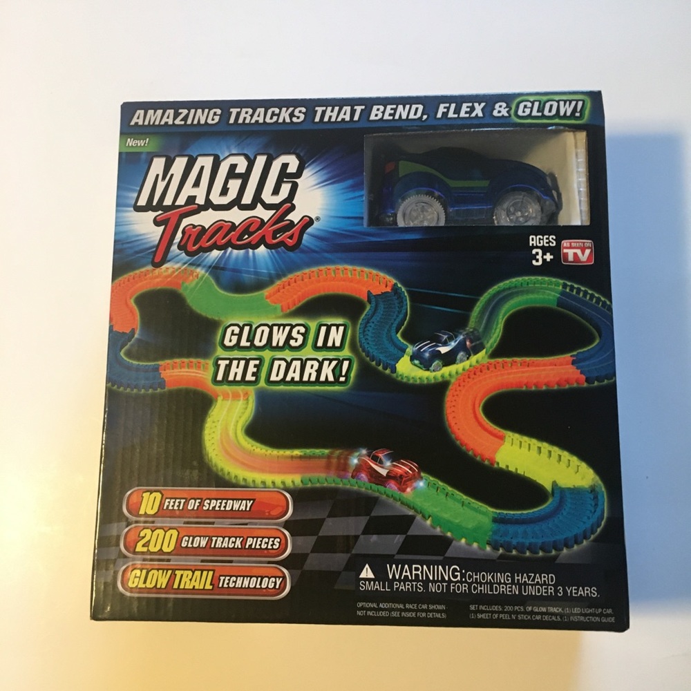 MAGIC TRACKS.AMAZING TRACKS THAT BEND ,FLEX AND GLOW!!